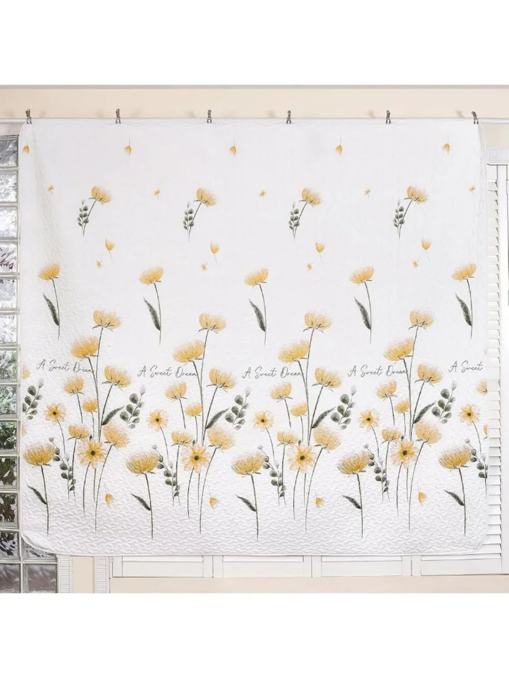 King Floral Quilt Set - Lightweight Reversible Bedding, Soft Microfiber